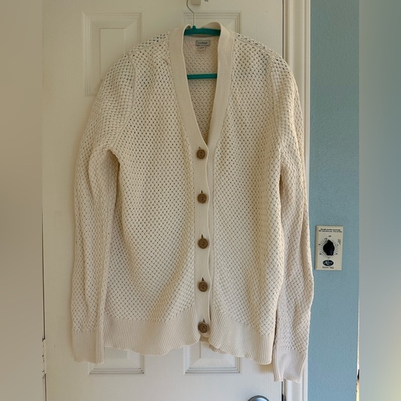 L.L. Bean Sweaters - L.L. Bean Ivory Cable Knit Faux Wood Button Down Cardigan Sweater size Large